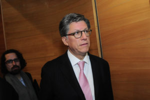 Director de Human Rights Watch ironiza con defensa de los DD.HH del Papa Francisco