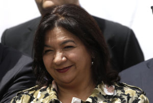 Diputados solicitan dar protección a alcaldesa de La Pintana por amenazas