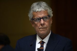 Eyzaguirre afirma que cambios en pensiones quedarían para el próximo Gobierno
