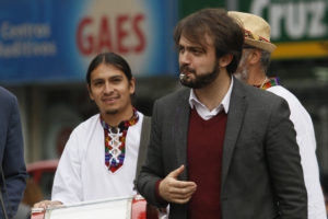 Jorge Sharp pide 
