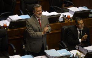 Alejandro Guillier regresó al Senado tras dura derrota en segunda vuelta: 