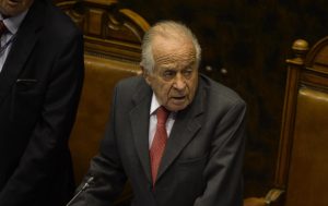 Zaldívar podría seguir en el Congreso como consejero con sueldo de $2,6 millones y una reunión por mes