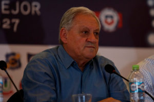 Salah reconoce cita con Reinaldo Rueda para ser DT de la Roja: 