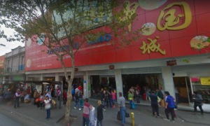 Fallece niña de 8 años que fue aplastada por montacarga en el Mall Universo Chino