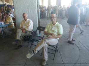 Atria llega hasta el Estadio Nacional como apoderado para hacerle la pelea a Kast