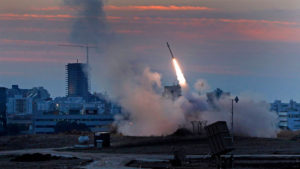 Aumenta la tensión: sistema de defensa antimisiles de Israel interceptó un cohete