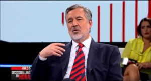 Guillier se distancia más de la Nueva Mayoría y se une a comité de independientes del Senado