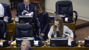 Senado decidió no aplicar sanciones por mal uso de asesorías externas de la UDI y la DC