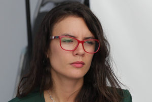 Kast y Urrutia rechazan proyecto que protege fuero maternal en Carabineros y Camila Vallejo les manda recado