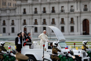 Papa Francisco en Chile, el visitante inoportuno