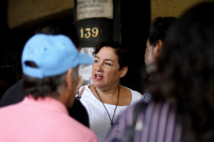 Beatriz Sánchez reaparece en el aniversario del FA: 