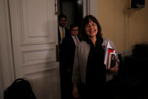 Ministerio de Salud: 21 hospitales terminados y 24 en construcción