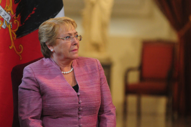 Gobierno de Michelle Bachelet registró en 2017 el mayor déficit fiscal de los últimos 8 años