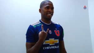 Universidad de Chile presenta al panameño Armando Cooper como nuevo refuerzo