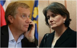 Kast pide renuncia de 