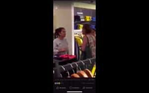 Empresa explica la increíbla razón de por qué clienta se descontroló con vendedora y la tapó en insultos