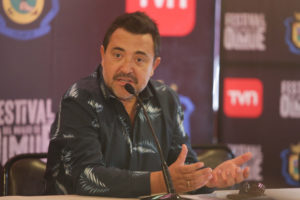 Roger Federer volvió al top 1 y Leo Caprile aprovechó la oportunidad para barrer con Marcelo Ríos