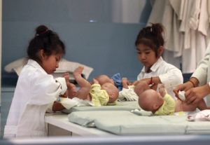 Niños venezolanos en jardines de la Junji aumentaron más de 1.600%