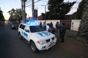 PDI encuentra con vida a la pequeña Emmelyn en Licantén y detienen a quien la habría secuestrado