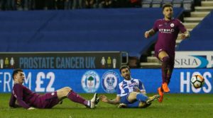 VIDEO | El grueso error defensivo que eliminó al Manchester City de Bravo de la FA Cup