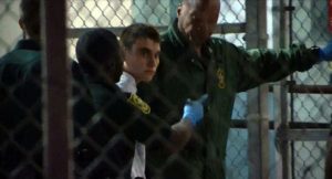 FBI reconocer error al no investigar denuncia previa contra autor de tiroteo en Florida