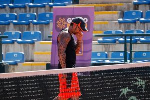 Rostro de TVN da golpe de K.O. al Chino Ríos tras 