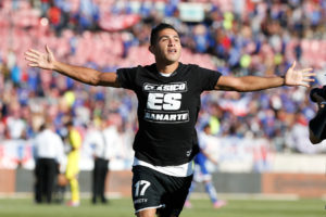 “Soy el único roto en el condominio”: Felipe Flores analiza su llegada a Chicureo
