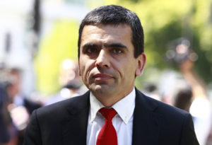 Carlos Gajardo ve como 