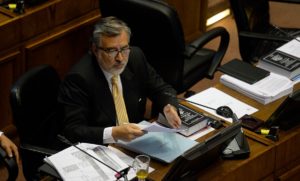 Guillier aclara su propuesta de 'territorio por territorio' a Bolivia: 