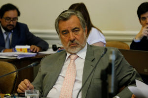 La Haya: Alejandro Guillier propone transar 
