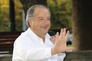 Futuro ministro del Trabajo critica a Bachelet: 