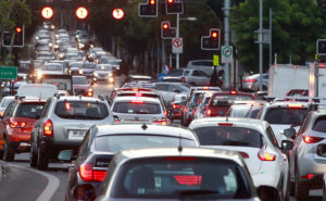 Restricción para catalíticos: cuándo comienza y cómo afecta a los automovilistas