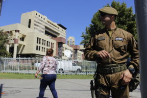 Veinte fotos que retratan los preparativos en La Moneda y el Congreso para el cambio de mando