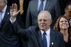 Justicia peruana le impide a Pedro Pablo Kuczynski salir del país por un año y medio