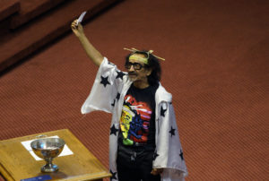 La particular presentación de Florcita Motuda en la página web oficial del Congreso