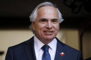 Chadwick se defiende por la presencia de sus hijos en el gobierno: 