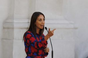 La Moneda acusa al Frente Amplio y PC de ser 