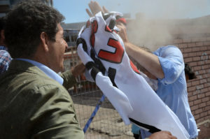 El errado “gustito” de pegarle a Kast