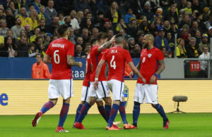 VIDEOS | La alegría duró poco: la corta celebración de Arturo Vidal en amistoso de Chile ante Suecia