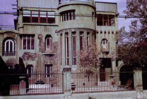 Vecinos denuncian inminente demolición de emblemática construcción de Ñuñoa para construir torre de 15 pisos