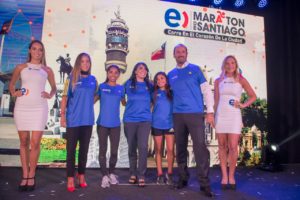 Comenzó la cuenta regresiva: corredores ya conocen la camiseta para la Entel Maratón de Santiago 2018