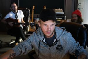 VIDEO | Estreno en Netflix: documental muestra impactante estado de agotamiento de Avicii antes del morir