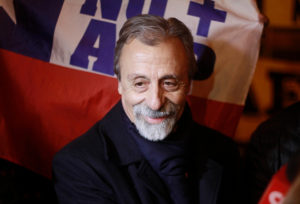 Le respondieron de todo: Luis Mesina culpó a las AFP por pensión miserable de Don Celino