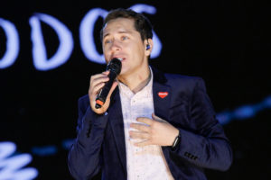 Radio Carolina castiga a Karol Lucero por video de sexo oral y confirma salida de Javier Olivares