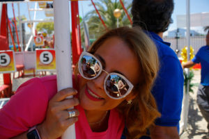 Cathy Barriga es denunciada a Contraloría por privilegios a marca de lentes que promociona