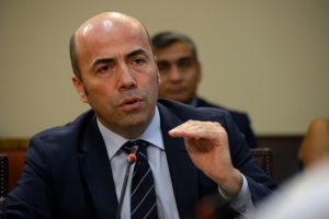 Falsos pensionados y solteros montepiados: las irregularidades que Contraloría detectó en Dipreca