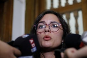 Piñera sale a conmemorar muerte de Aylwin y diputada Vallejo lo frena en seco: 