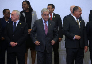 FOTOS | Captan el encuentro entre Sebastián Piñera y Evo Morales en Cumbre de las Américas