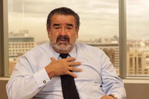 Trabajadores de Canal 13 pasan a la ofensiva y lanzan video-funa contra Andrónico Luksic y Javier Urrutia