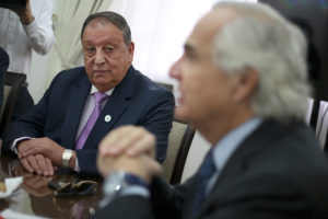 Chadwick se reúne con camioneros y Gobierno pone urgencia a cambios en Ley Antiterrorista